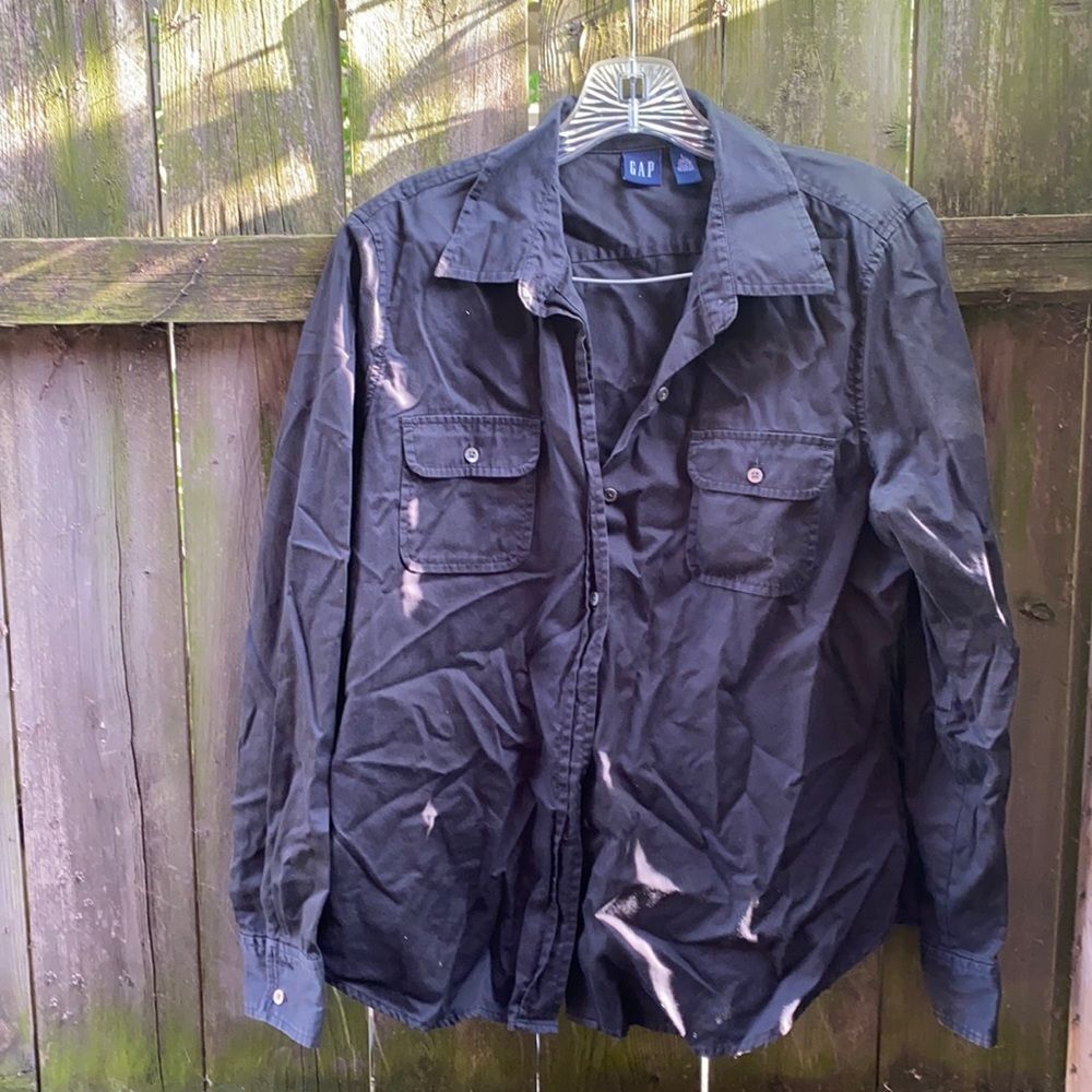 Gap black button Down shirt sz. L